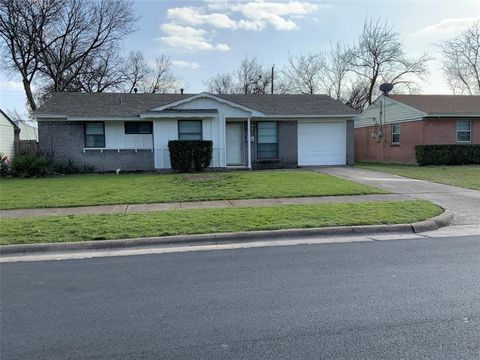 522 Summit Ridge Drive Duncanville TX 75116