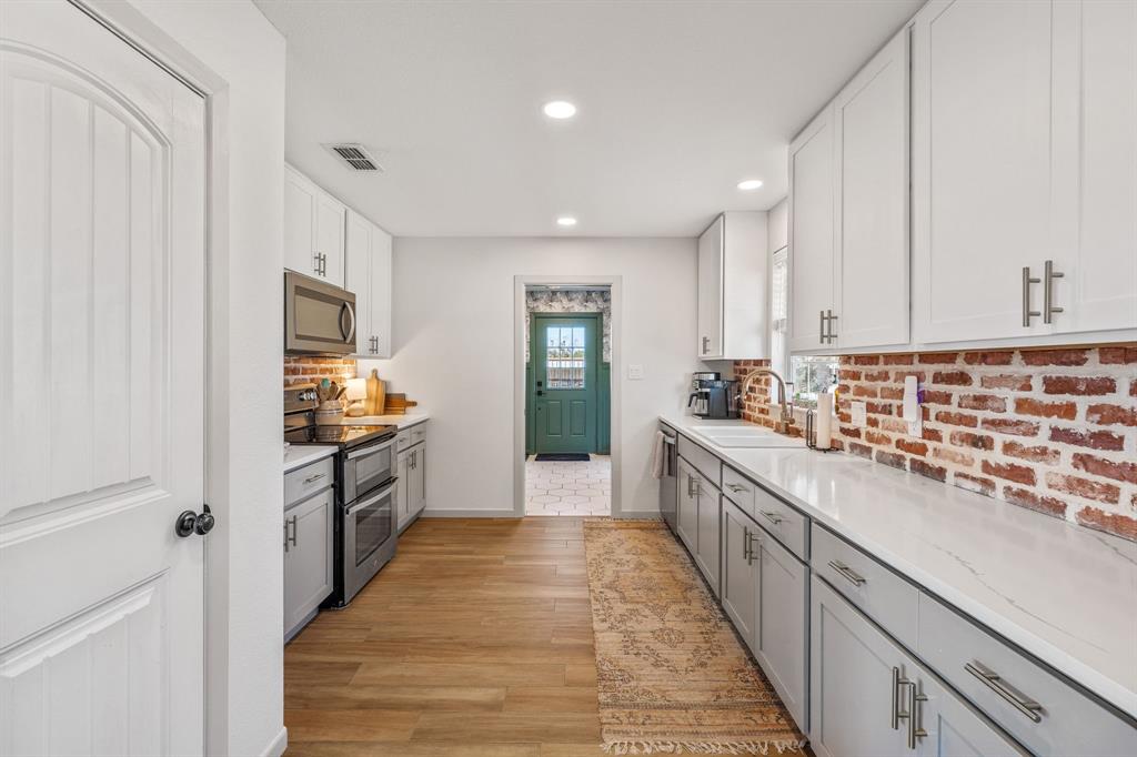 7772 County Road 179