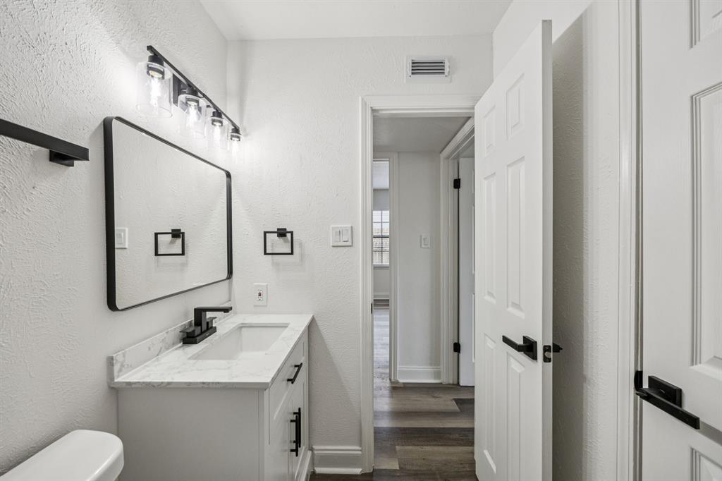 Cedar Hill, Texas 75104, United States, 2 Bedrooms Bedrooms, ,2 BathroomsBathrooms,Residential,Active,161659