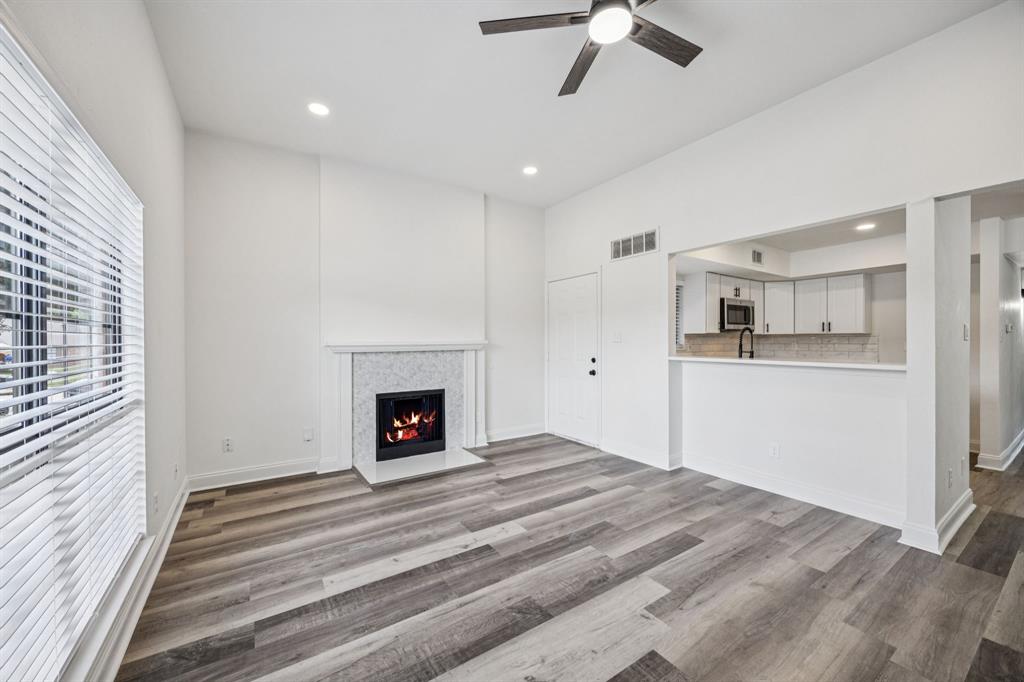 406 Pogue Street