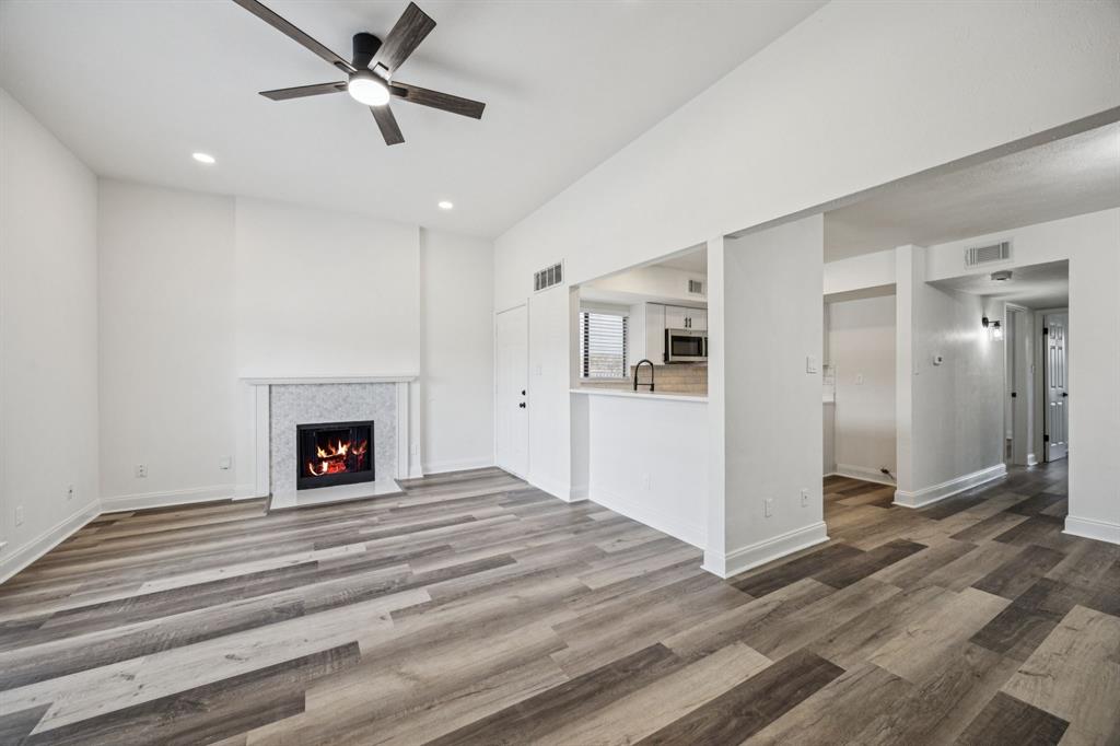 406 Pogue Street