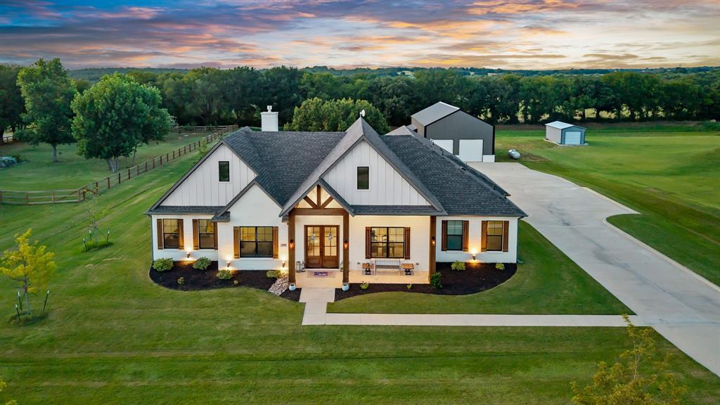 Aubrey Oaks - Residential