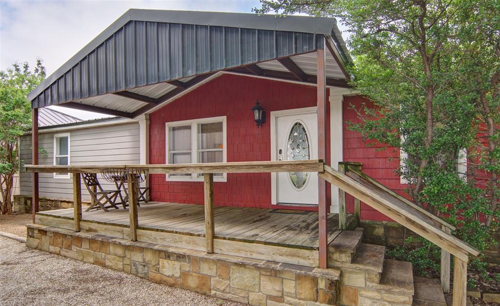 1047 Airport Road