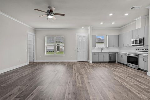 Photo of 3281 Ganzer Road W #817A, Denton, TX 76207 (MLS # 21261229)