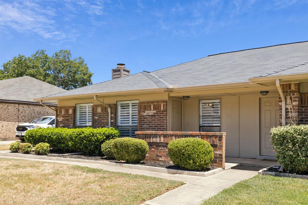 3002 Hilltop Drive