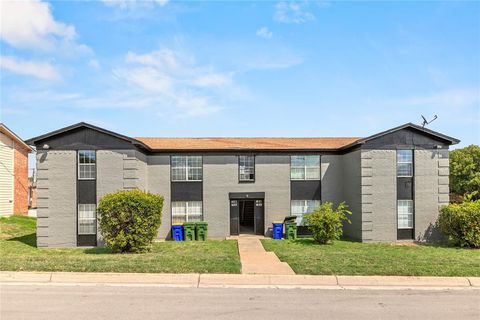 1625 Mary K Lane White Settlement TX 76108