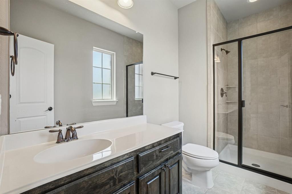 Waters Edge At Hogans Glen Pha - Residential