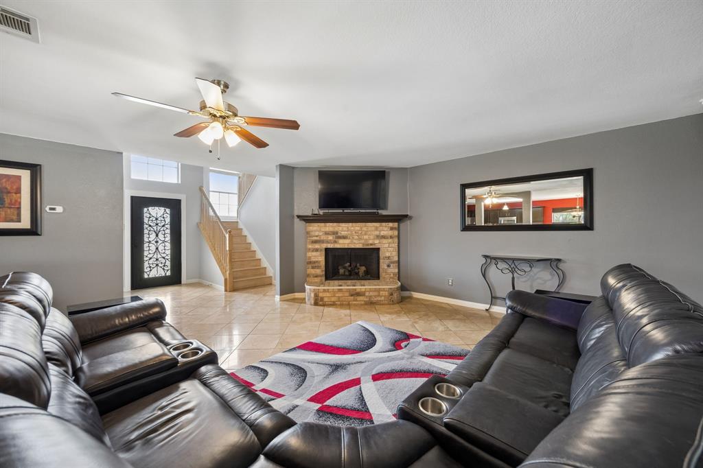 545 Rothschild Lane