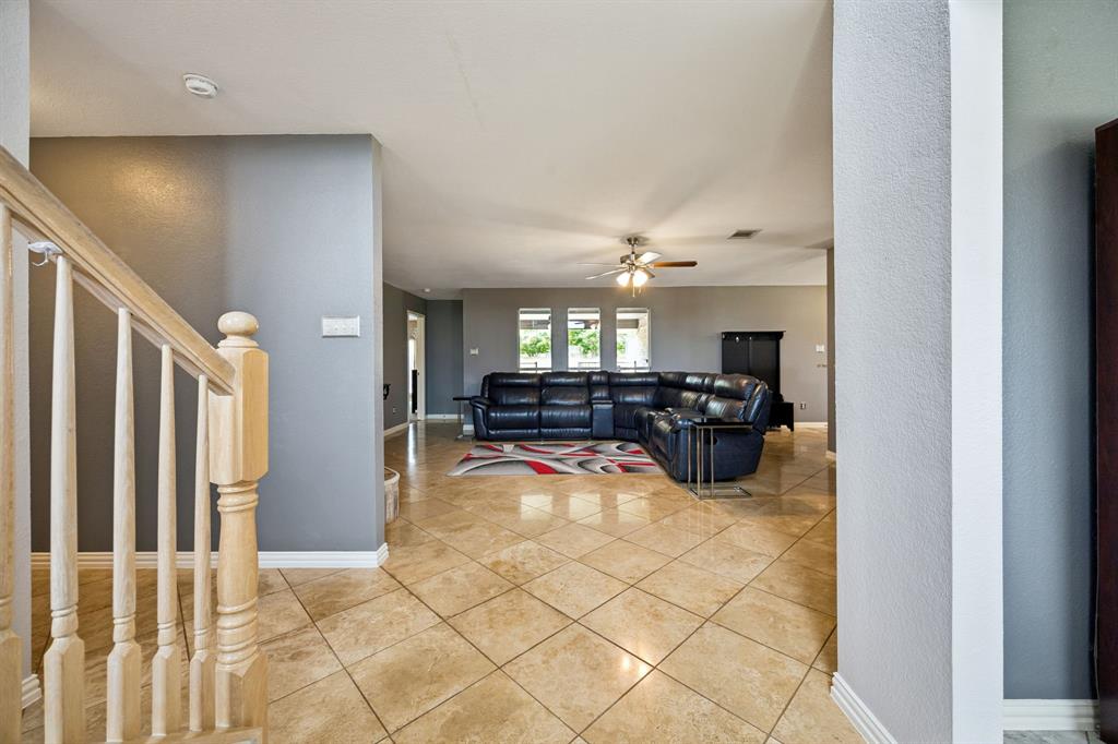 545 Rothschild Lane