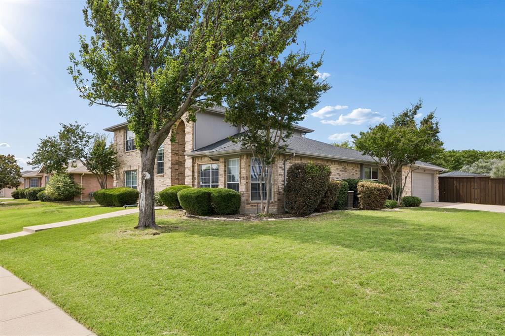 545 Rothschild Lane