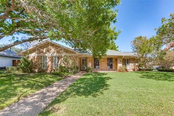 915 GRINNELL DR, RICHARDSON, TX 75081 - Image 6a1c0ab8eb56c7ed8d7d0b11ca9cfea3/3165235437