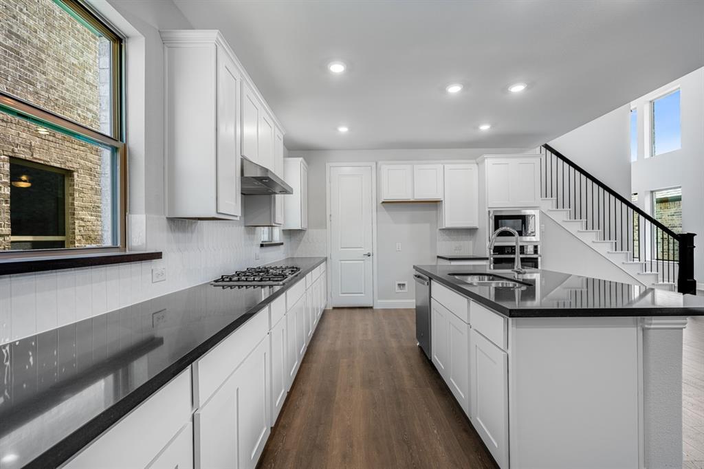 1108 Wheatgrass Mews