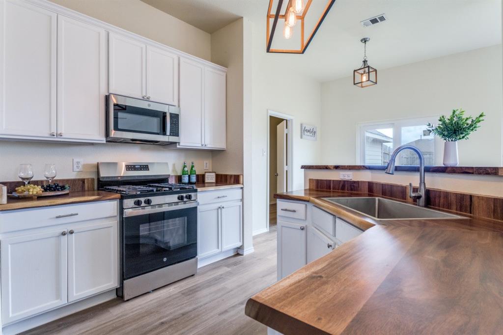 3137 Bent Oak Drive