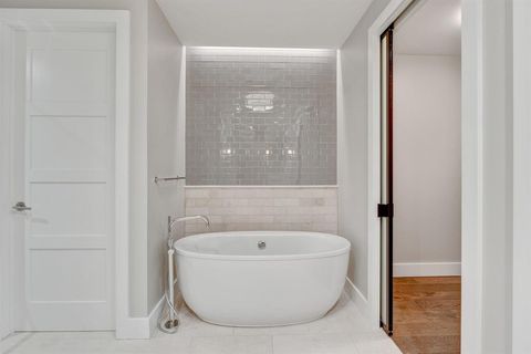 Tiny photo for 350 Central Avenue #307, Southlake, TX 76092 (MLS # 21035462)