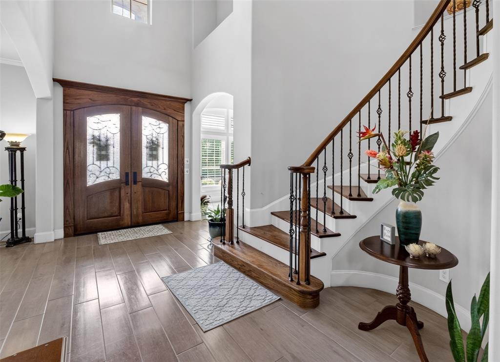 1100 Stone Ridge Lane