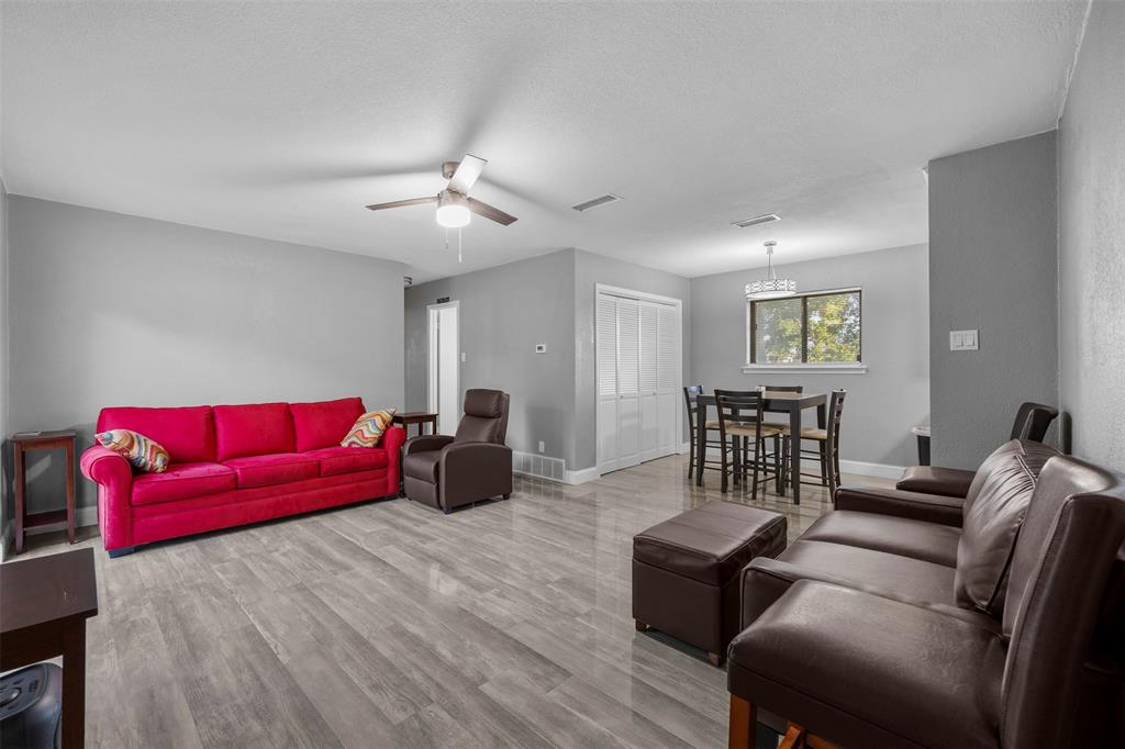 2700 Birch Park Drive