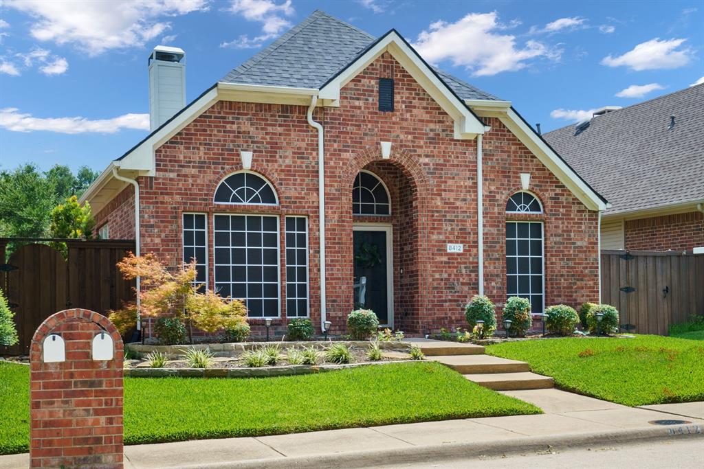 8412 Gateway Drive