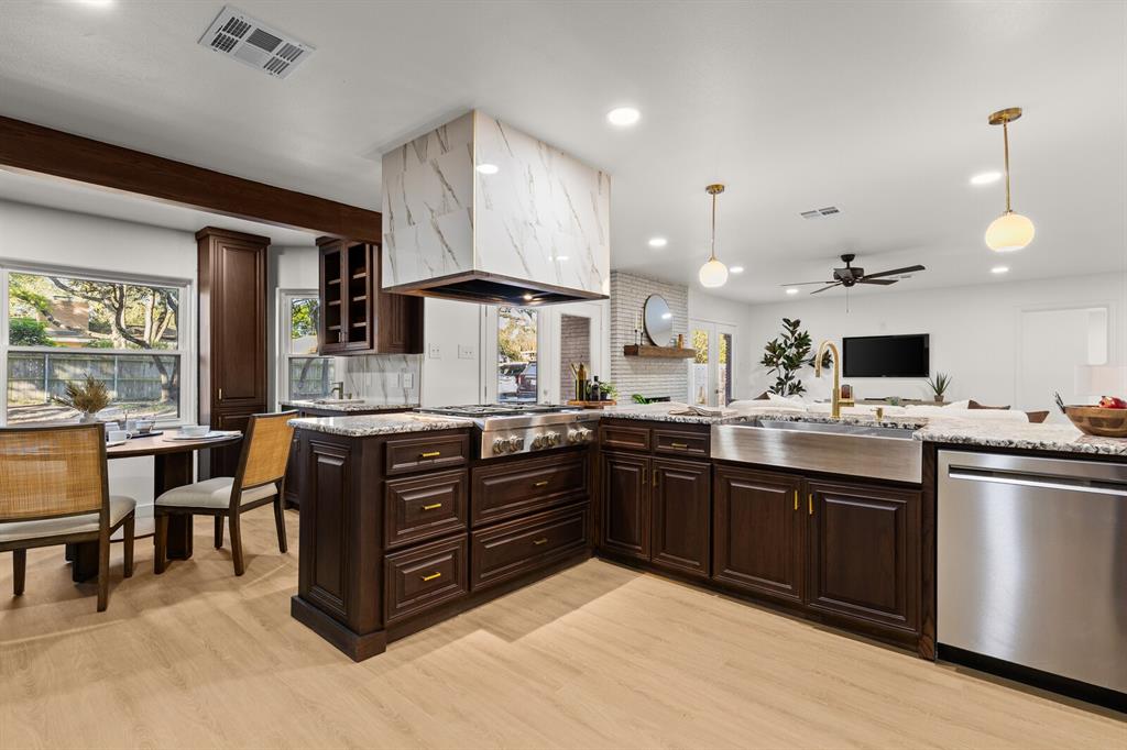 WOODED ACRES - Residential