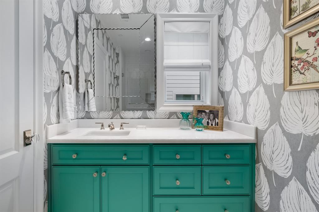 UNIVERSITY HEIGHTS - Residential