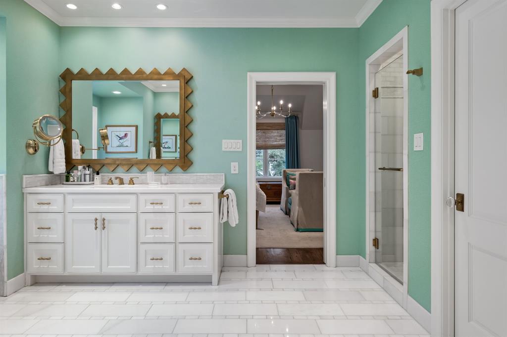 UNIVERSITY HEIGHTS - Residential