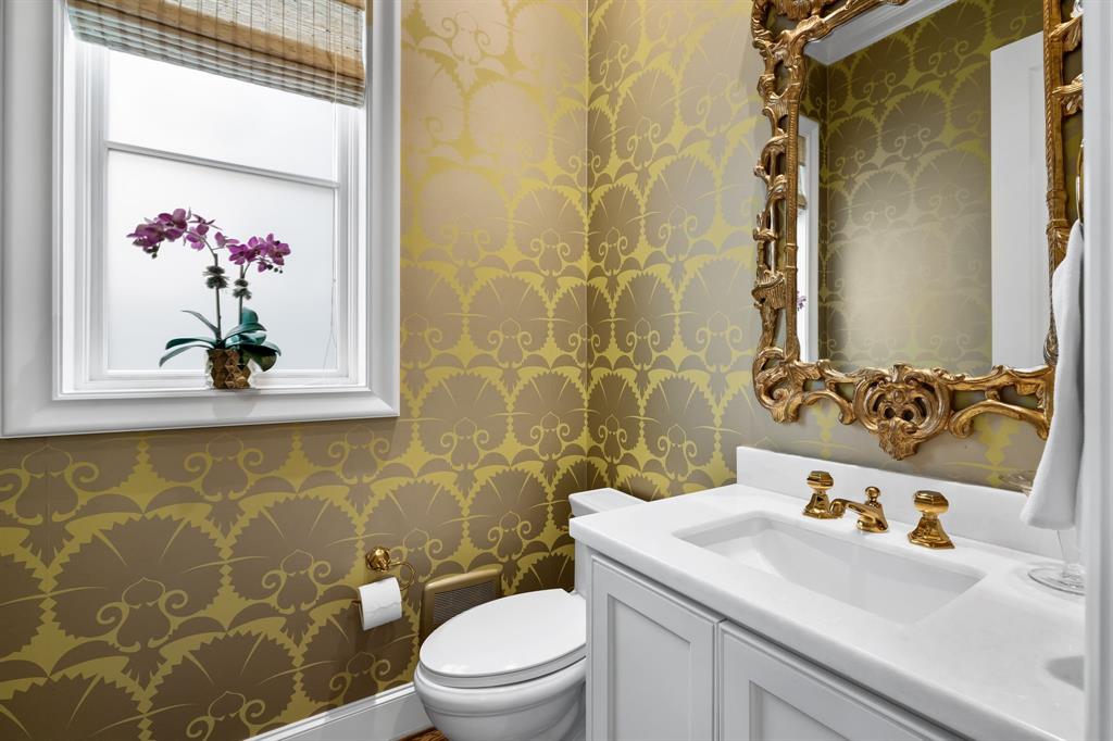 UNIVERSITY HEIGHTS - Residential