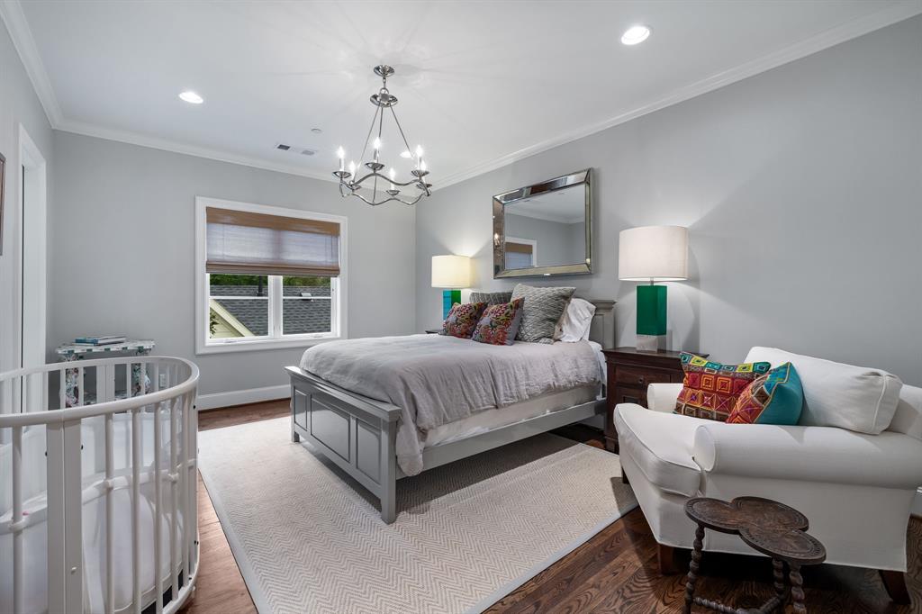 UNIVERSITY HEIGHTS - Residential