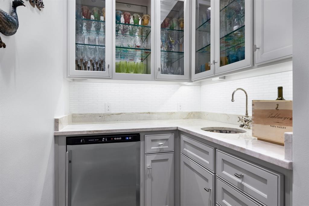 UNIVERSITY HEIGHTS - Residential