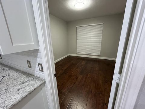 Tiny photo for 8728 Shadow Trace Drive, Fort Worth, TX 76244 (MLS # 21196141)