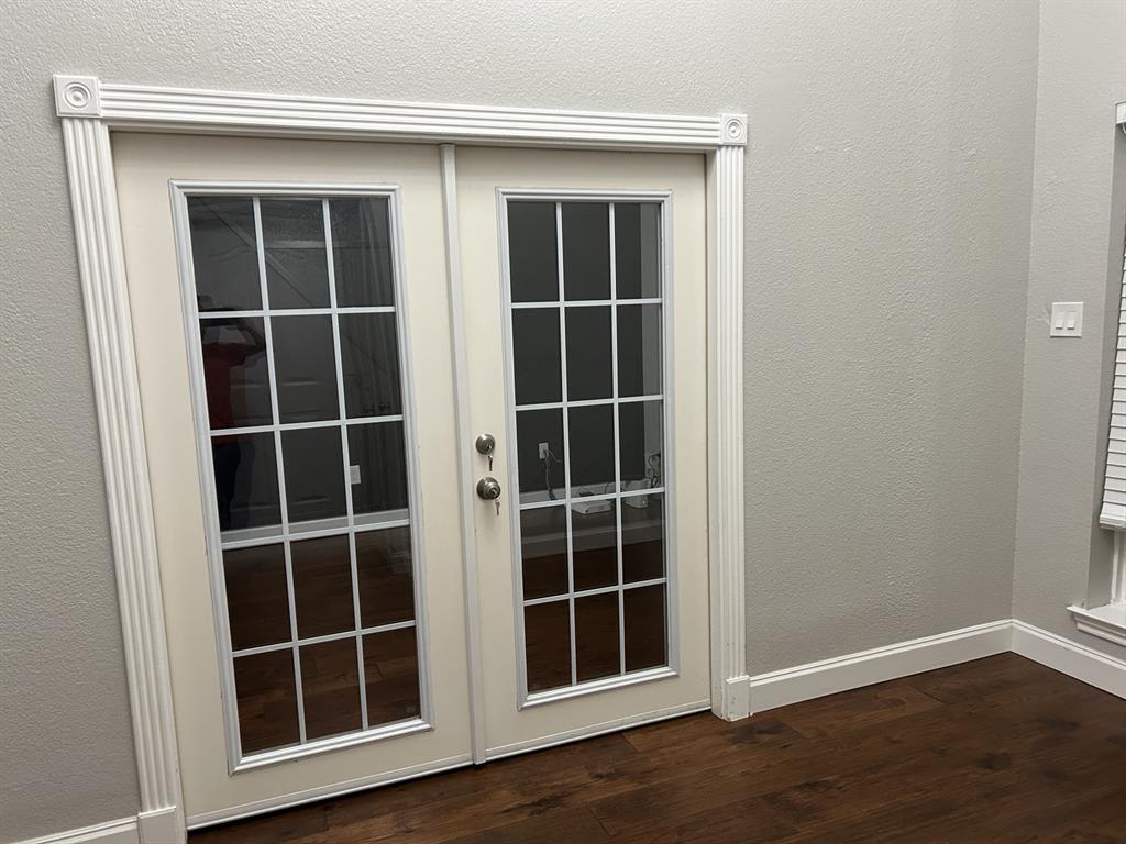 8728 Shadow Trace Drive