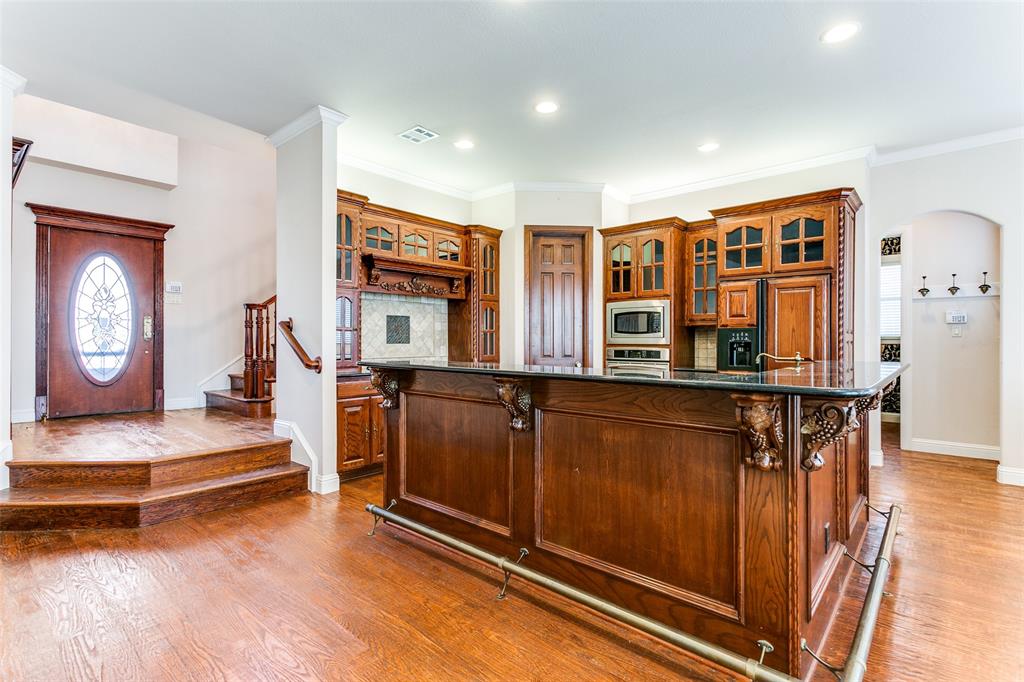 512 Dooley Court