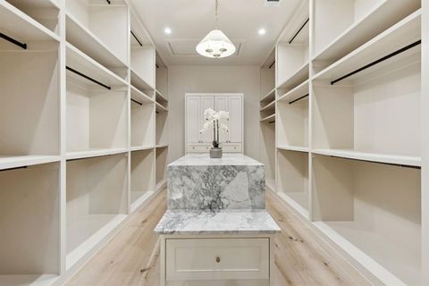 Tiny photo for 11815 Jamestown Road, Dallas, TX 75230 (MLS # 21046534)