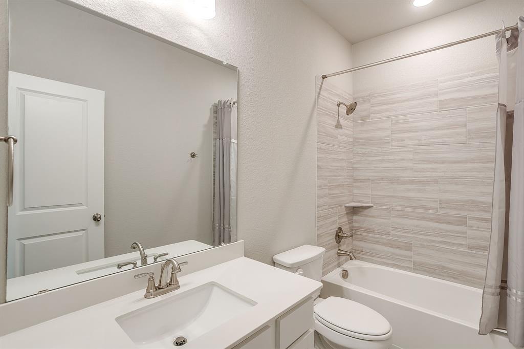 Lakes River Trls East Ph 16 - Residential