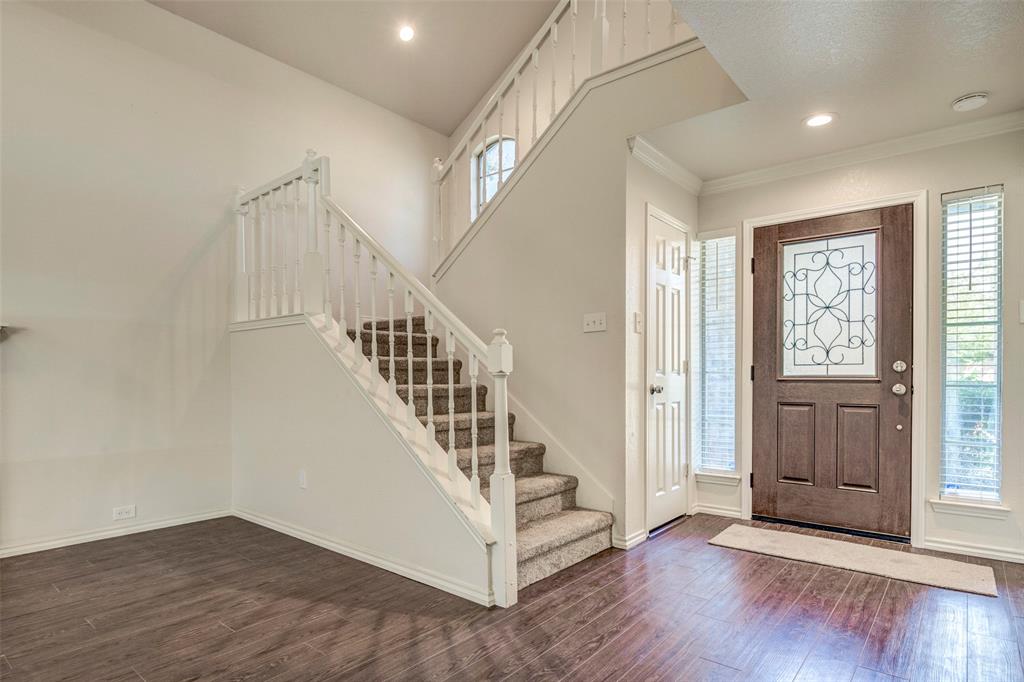 625 Raintree Circle