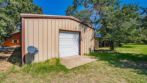 A home in Tolar