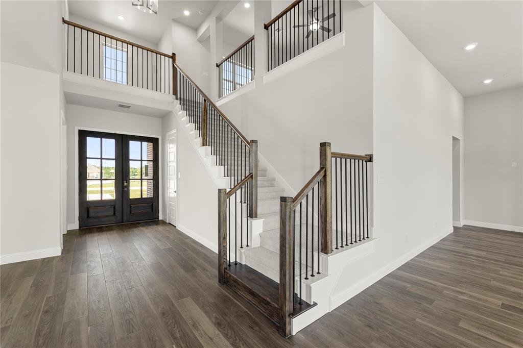 403 Spoonbill Road
