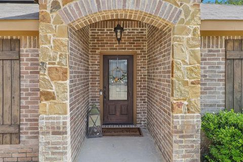 A home in Waxahachie