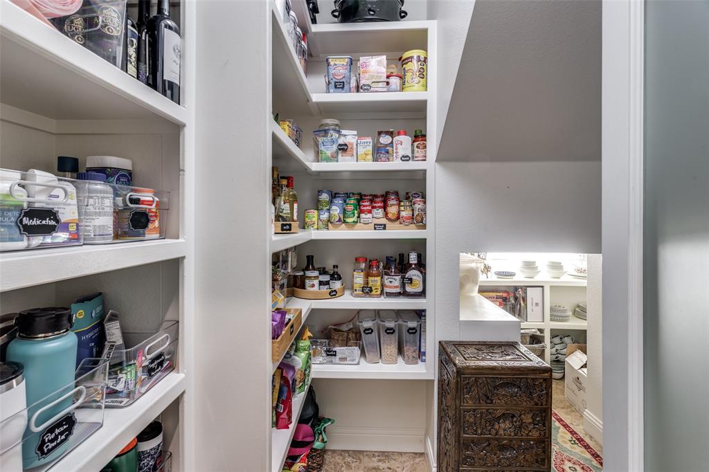 Bella Flora - Residential