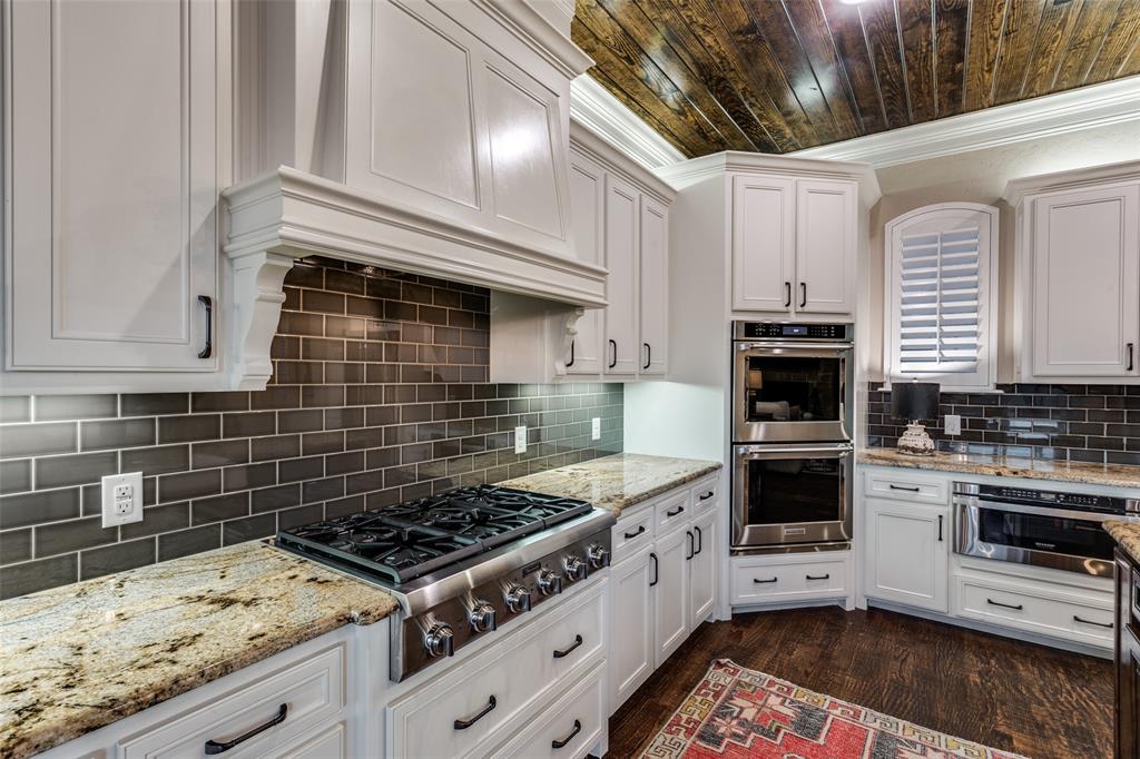 Bella Flora - Residential