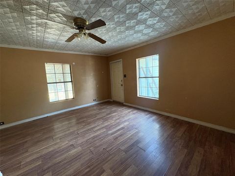 Tiny photo for 430 Jeanette Street, Greenville, TX 75401 (MLS # 21197386)