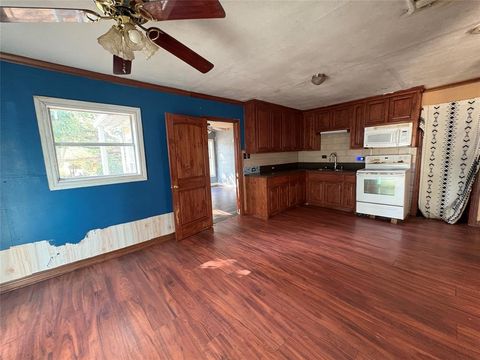 Tiny photo for 430 Jeanette Street, Greenville, TX 75401 (MLS # 21197386)