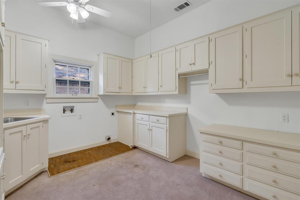 S M U Heights - Residential