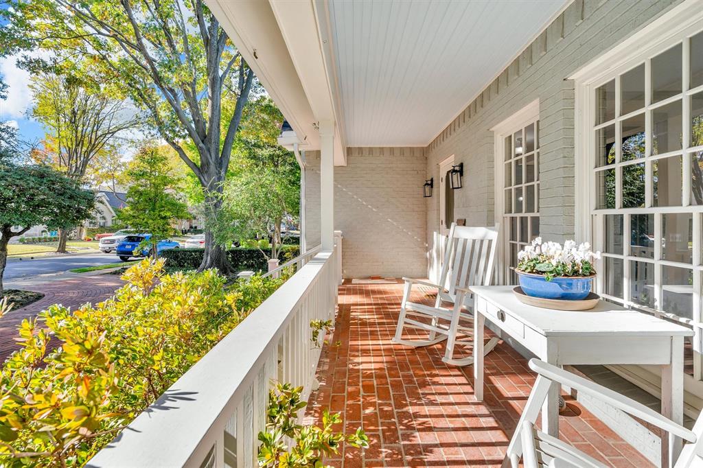 3228 Westminster Avenue