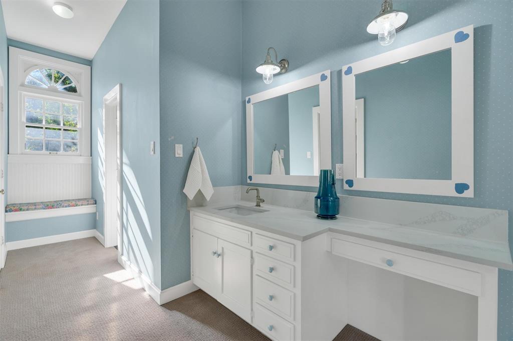 S M U Heights - Residential