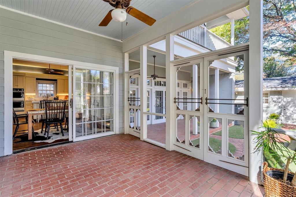 S M U Heights - Residential