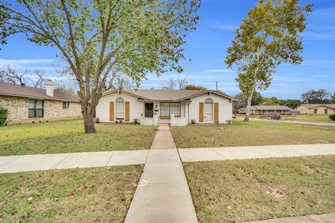 1226 Acton Court Duncanville TX 75137