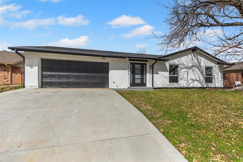 1907 Sunridge Road
