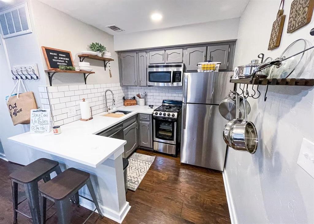 University Park Condo - Residential