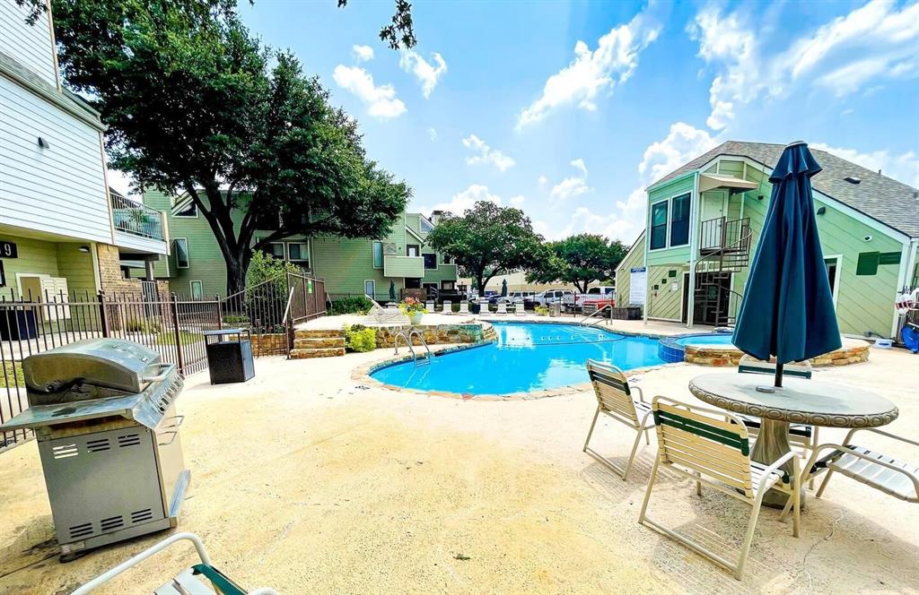 University Park Condo - Residential