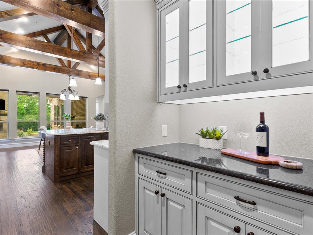 Falls Ph 01 - Residential