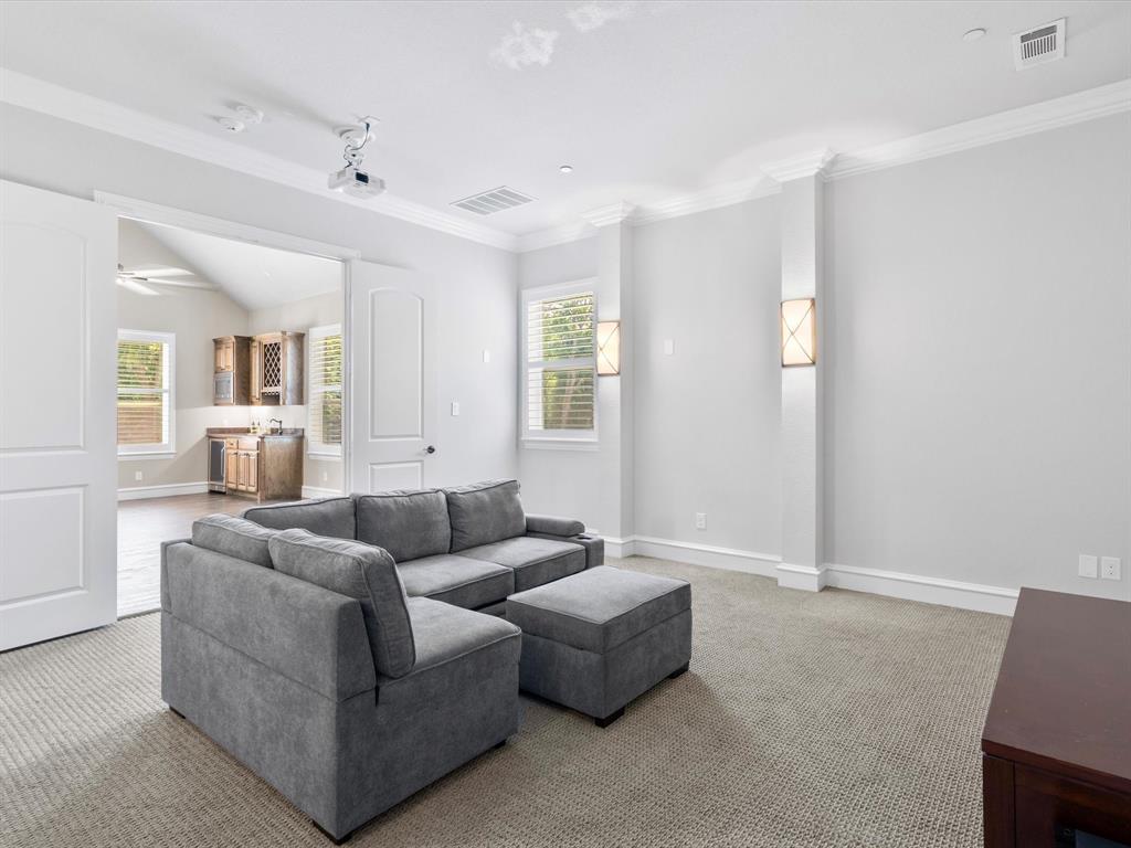 Falls Ph 01 - Residential